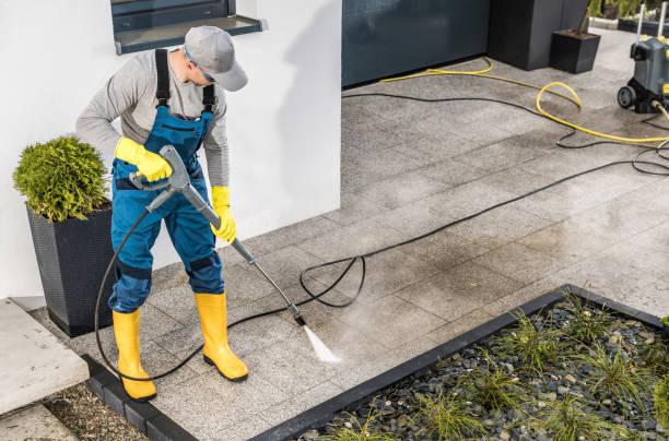 Best Sidewalk Pressure Washing  in Garden Acres, CA